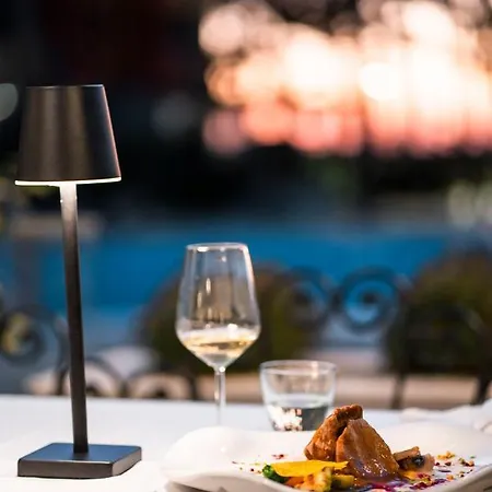 Hotel Diamma Conference & Kryemëdhej